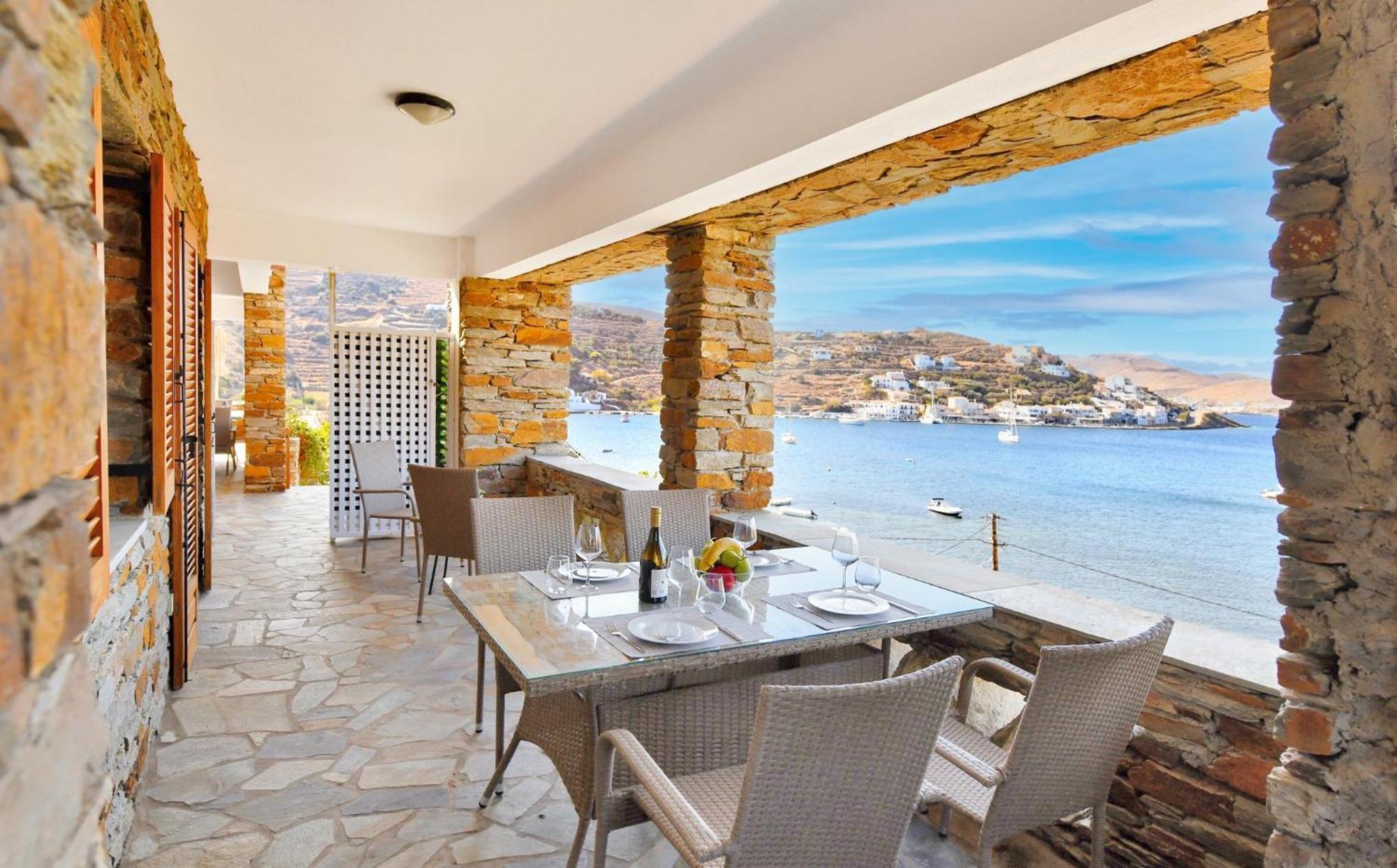 Amazing 2 Bedroom Apartment Overlooking The Marina Of Vourkari Экстерьер фото